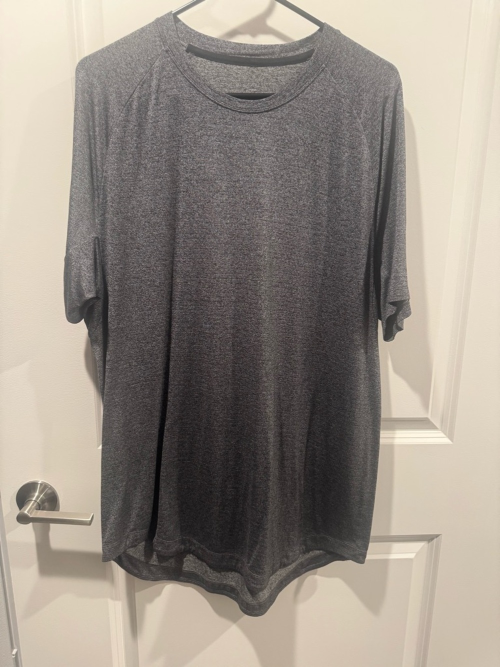 lululemon athletica Men's Heather Dark Gray Short-Sleeve Athletic Tee